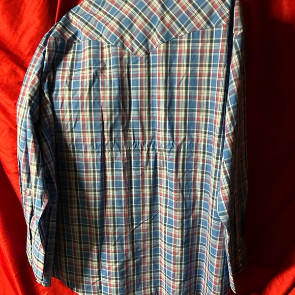 Pearl snap shirt - Picture 4 of 4